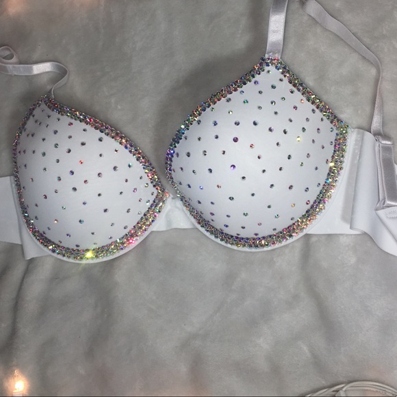 *NOW SOLD* Stunning Swarovski Crystals White Bra - Picture 7 of 8